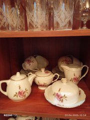 Продаются чайные,  кофейные сервизы ссср